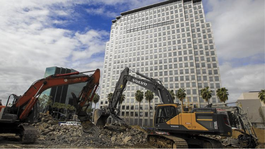 7-story high-end apartment complex breaks ground in Costa Mesa