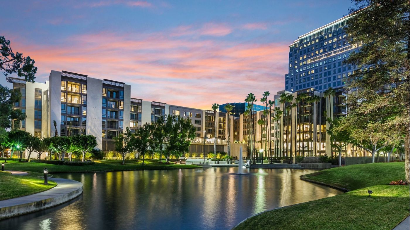 Grand opening celebrates completion of luxury apartment complex in Costa Mesa